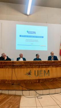 Diretores da PARANAPREVIDÊNCIA participam de palestra na UEM