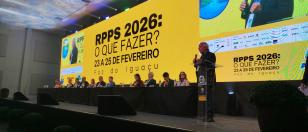 PARANAPREVIDÊNCIA destaca solidez e apoio aos municípios em evento da APEPREV em Foz do Iguaçu