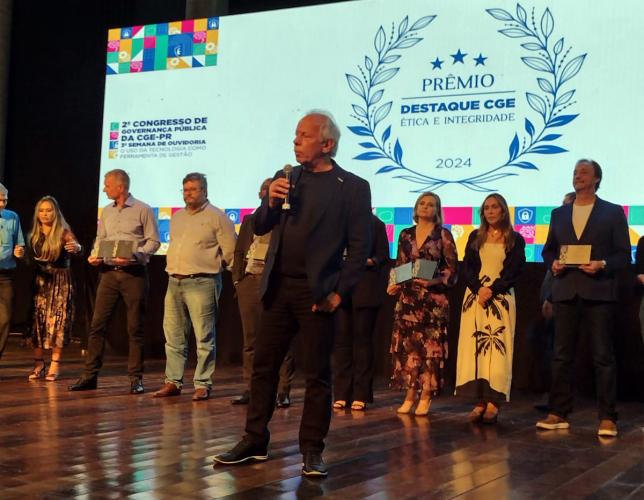 PARANAPREVIDÊNCIA recebe premiação da CGE pelo terceiro ano