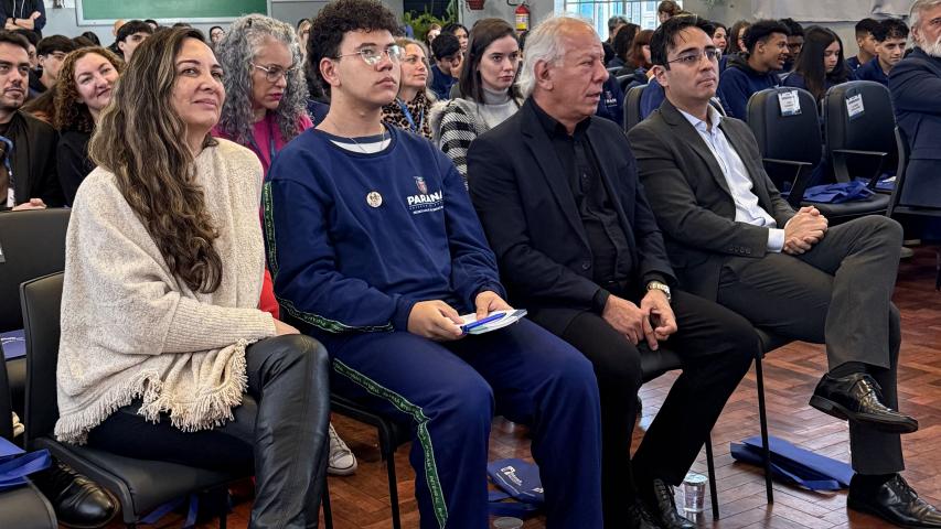 Paraná lança programa de educação previdenciária para estudantes do ensino médio.